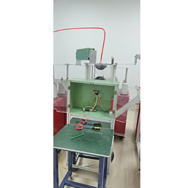 監(jiān)控?cái)z像 機(jī)