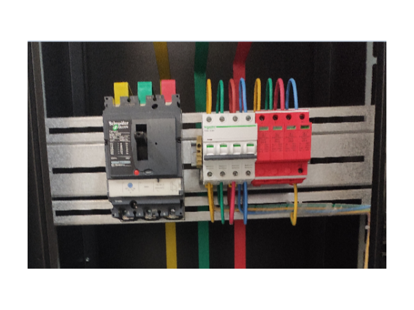 電涌保護(hù)器